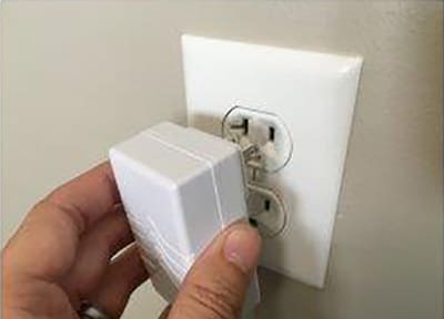 Inserting into outlet